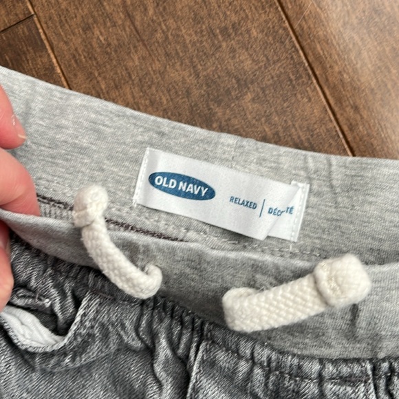 *KIDS* grey jeans - Picture 2 of 6